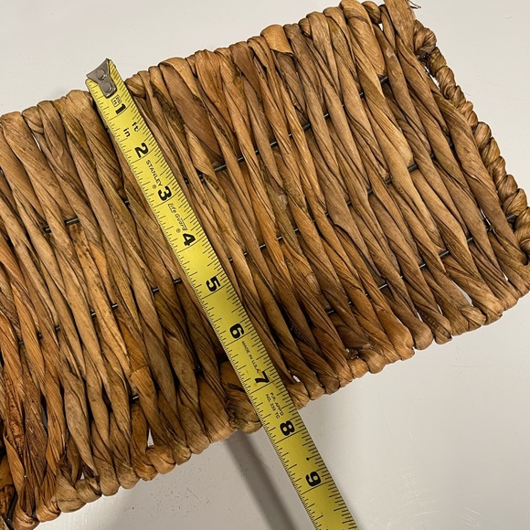 Woven Tray - Picture 4 of 4